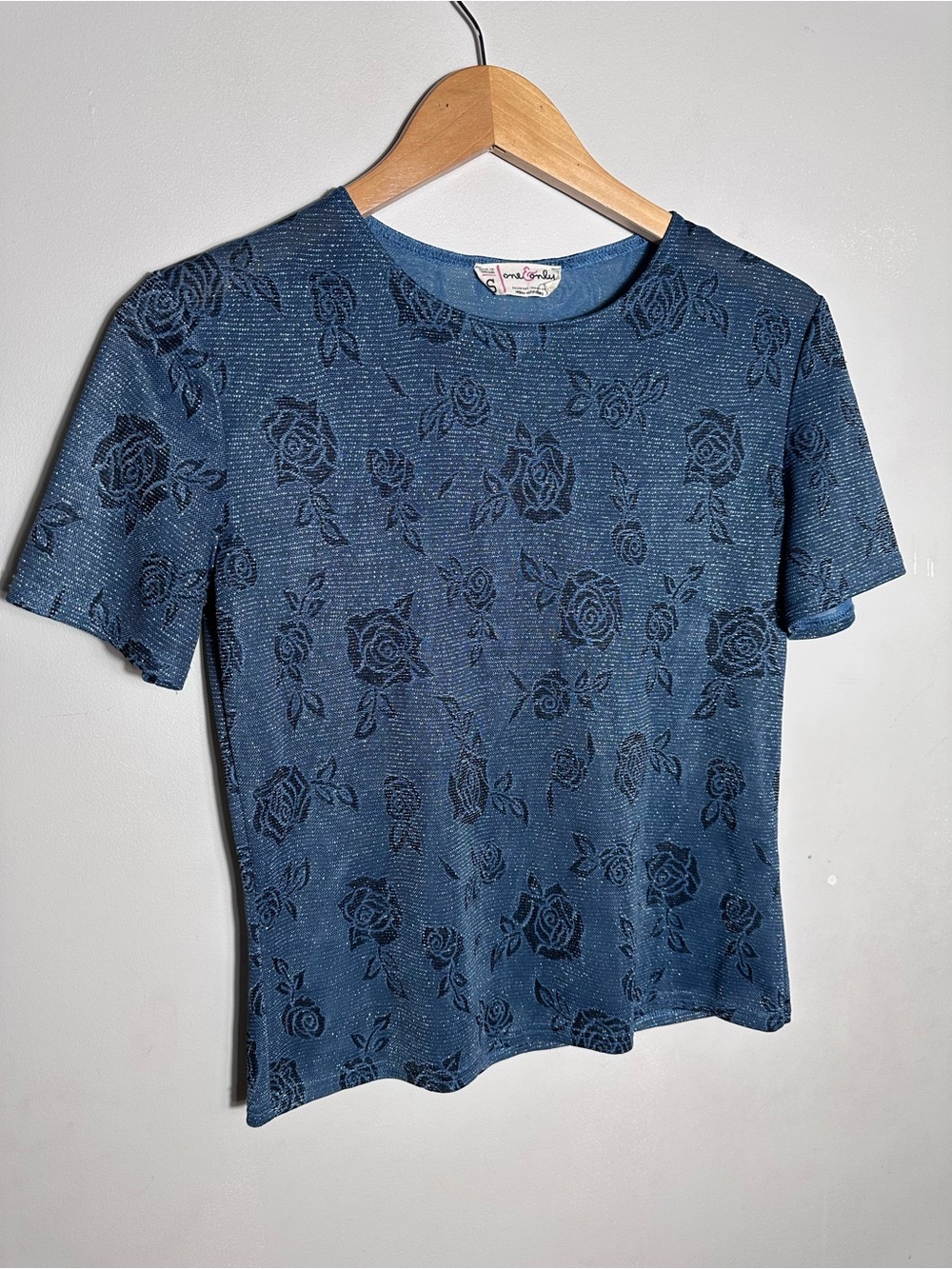 Vintage One & Only Blue Floral Short Sleeve Shimmer Top